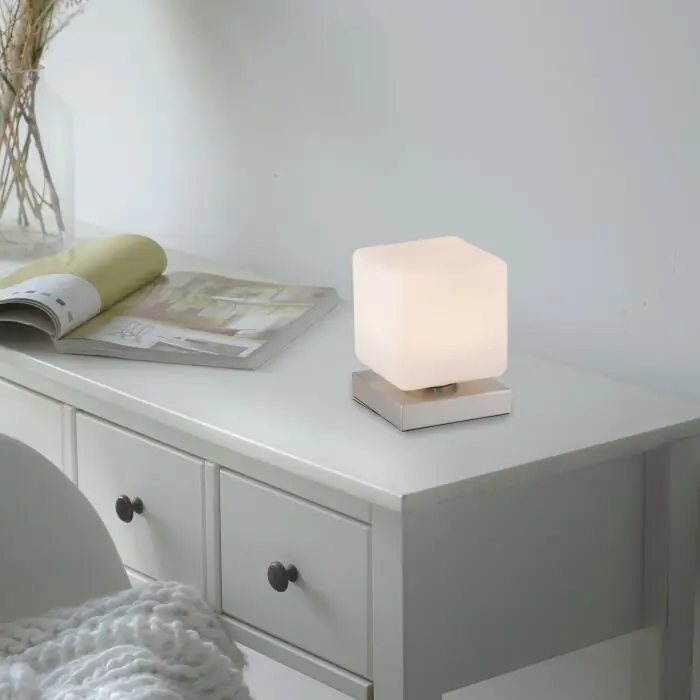 Descuento Paul Neuhaus DADOA Lámpara de mesa LED Acero bruñido, 1 luz